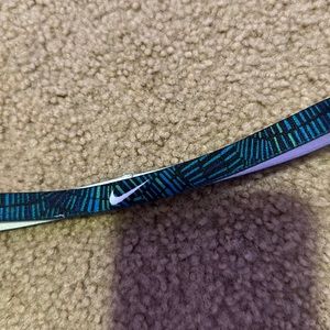 Nike headband